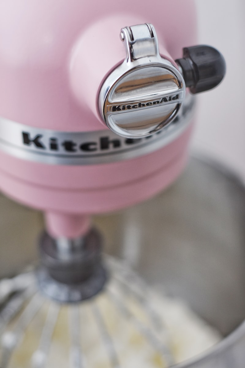 KitchenAid Artisan Series 5-Qt Stand Mixer